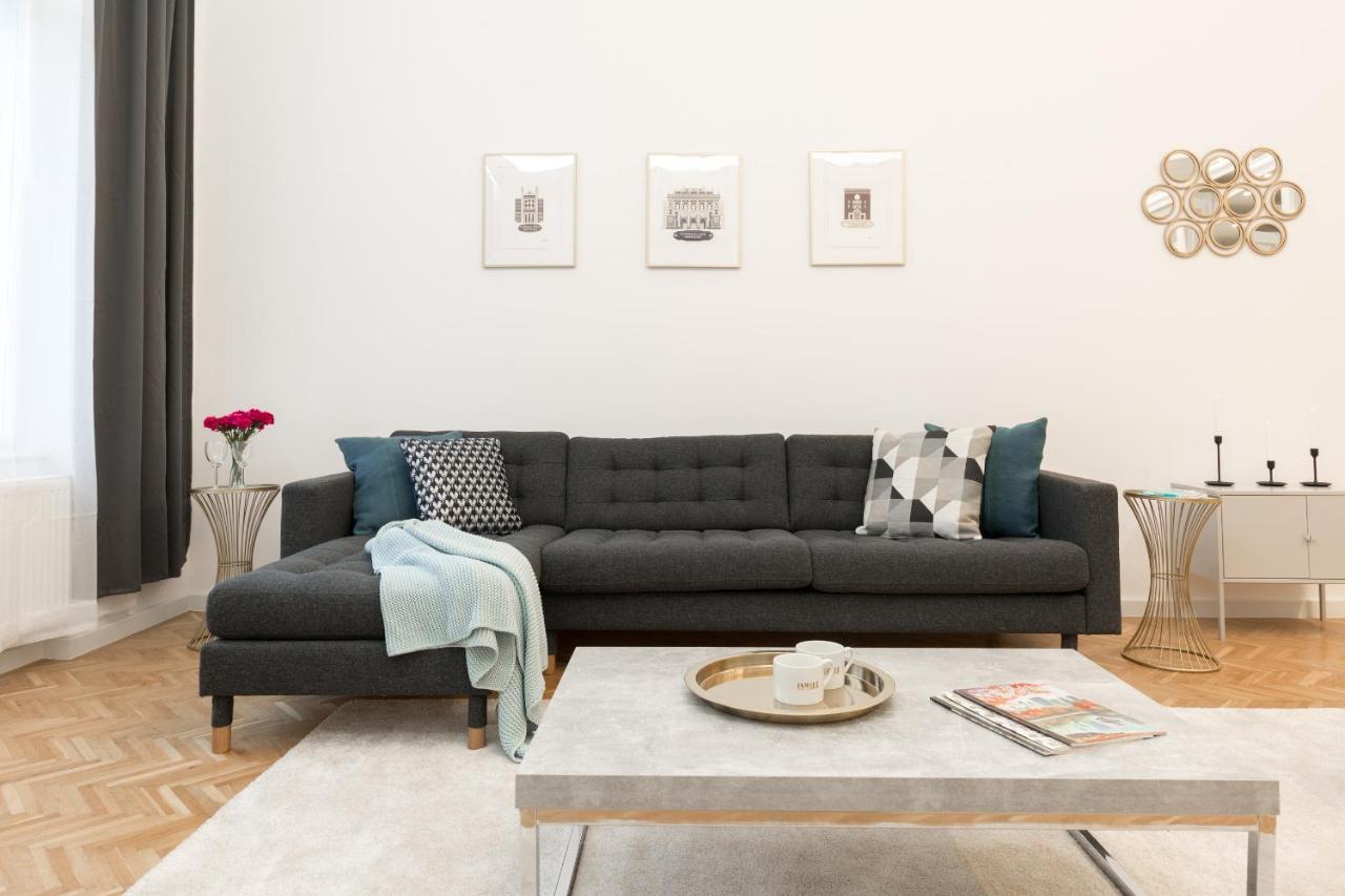 Space And Style In The Heart Of W 2br&2bt Будапешт
